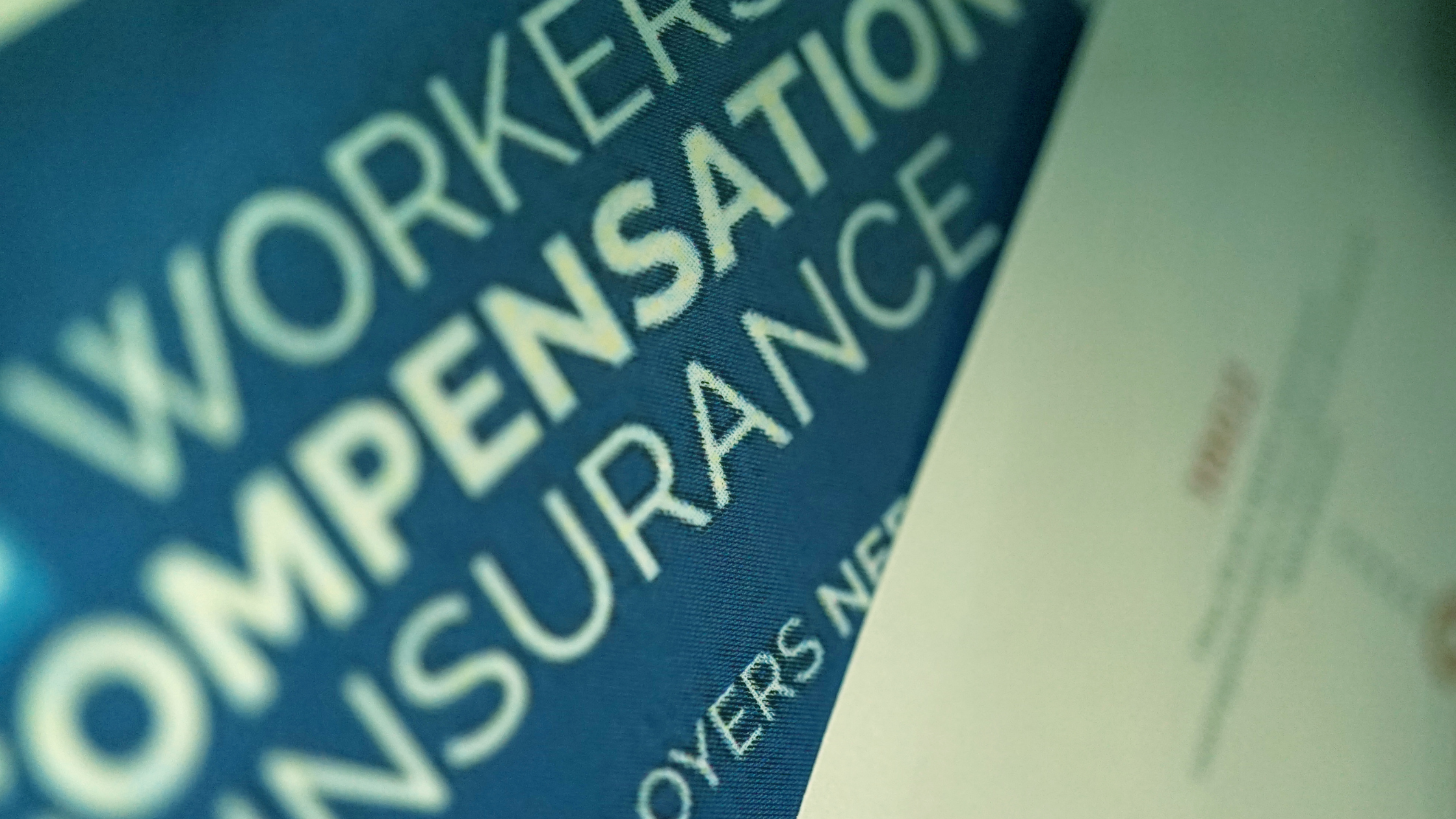 Blog 8 Workers' Compensation vs Personal Injury Lawsuits Understanding the Difference